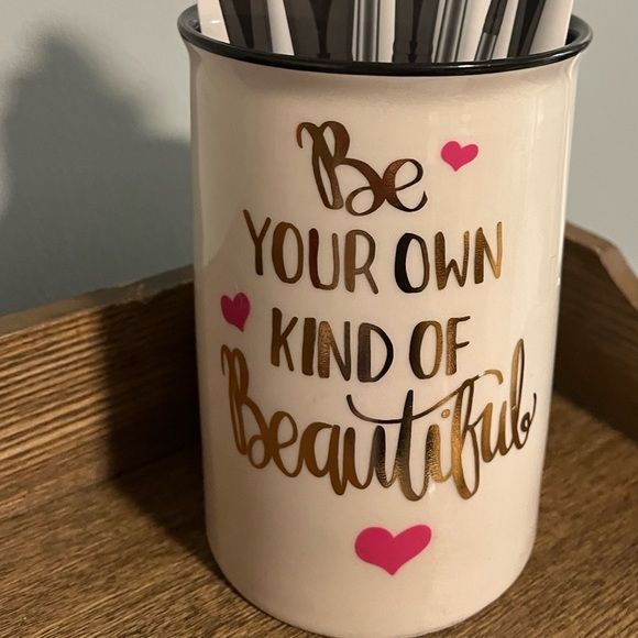 MY Beauty Spot āBe Your Own Kind Of Beautifulā Cosmetic Brush Holder, New - Picture 4 of 6